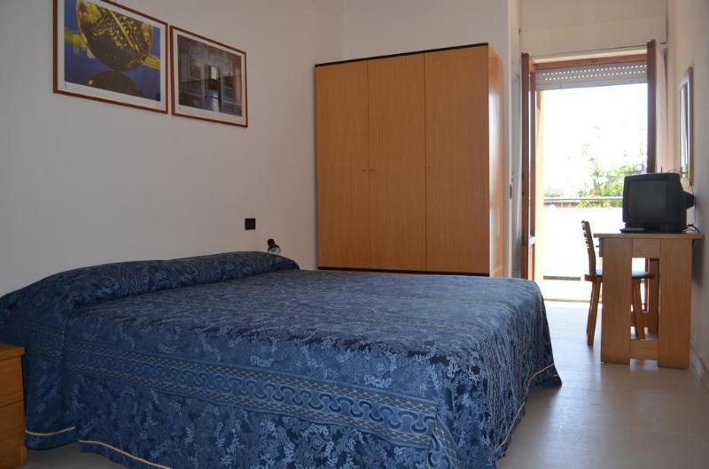 פסארו Hotel Capitol מראה חיצוני תמונה