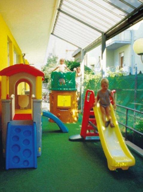 פסארו Hotel Capitol מראה חיצוני תמונה